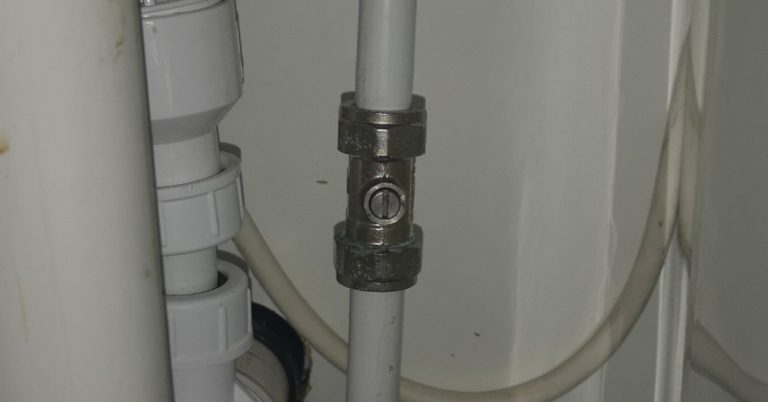 Image of a single appliance isolation valve